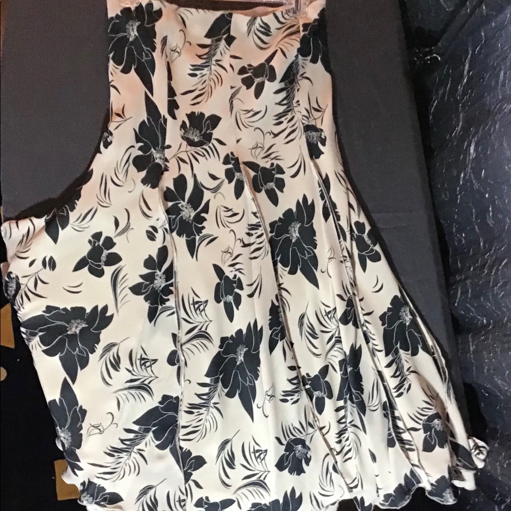 Women’s Skirt